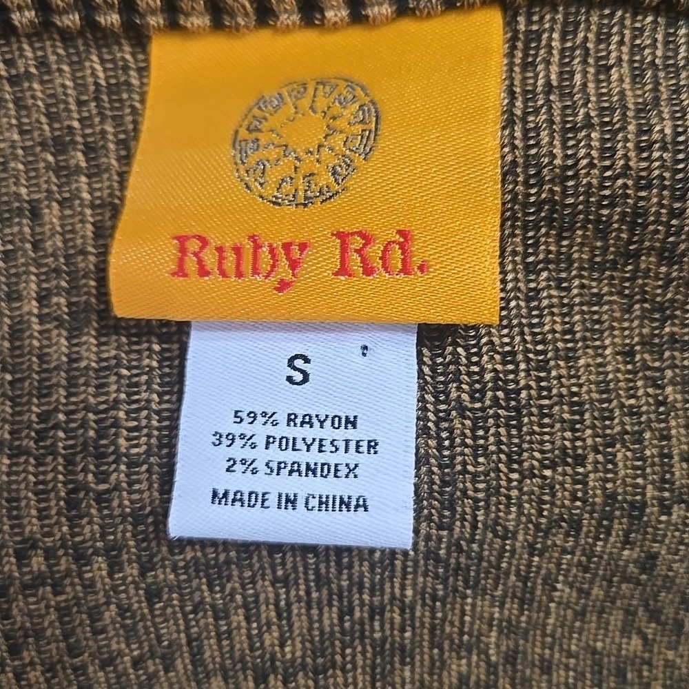 Ruby Rd. Gold Ribbed Long Sleeve Tunic Top Size Small New - Picture 5 of 6